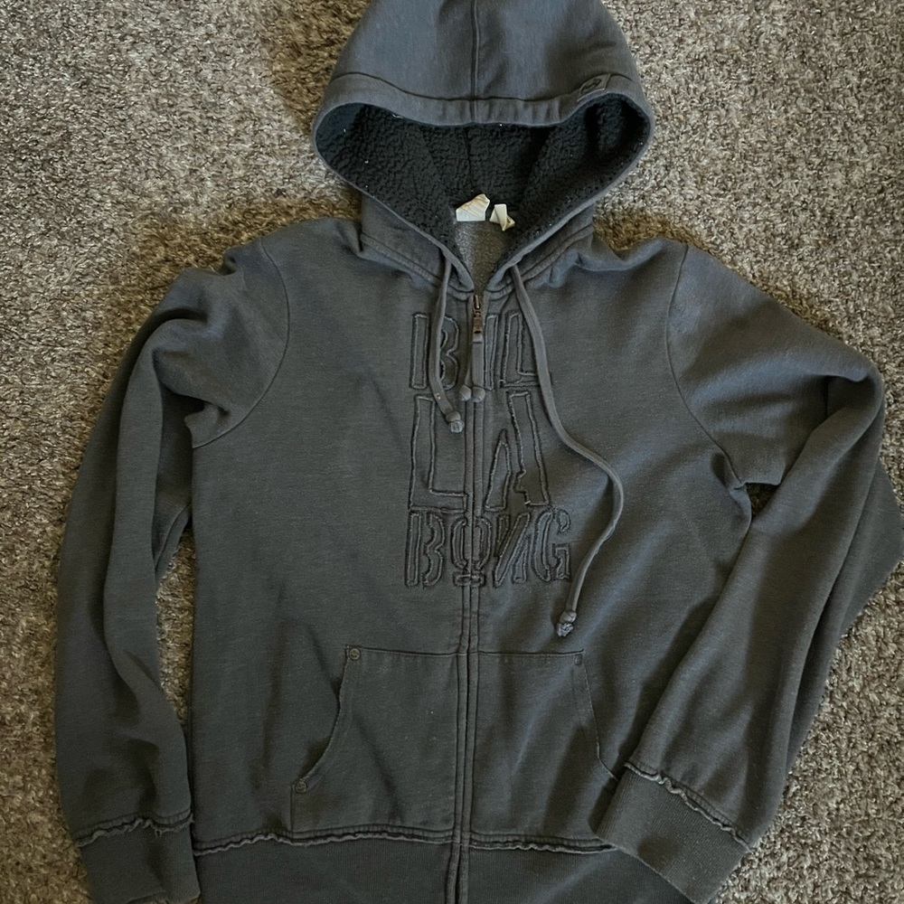 Woman’s XL Billabong sweatshirt.